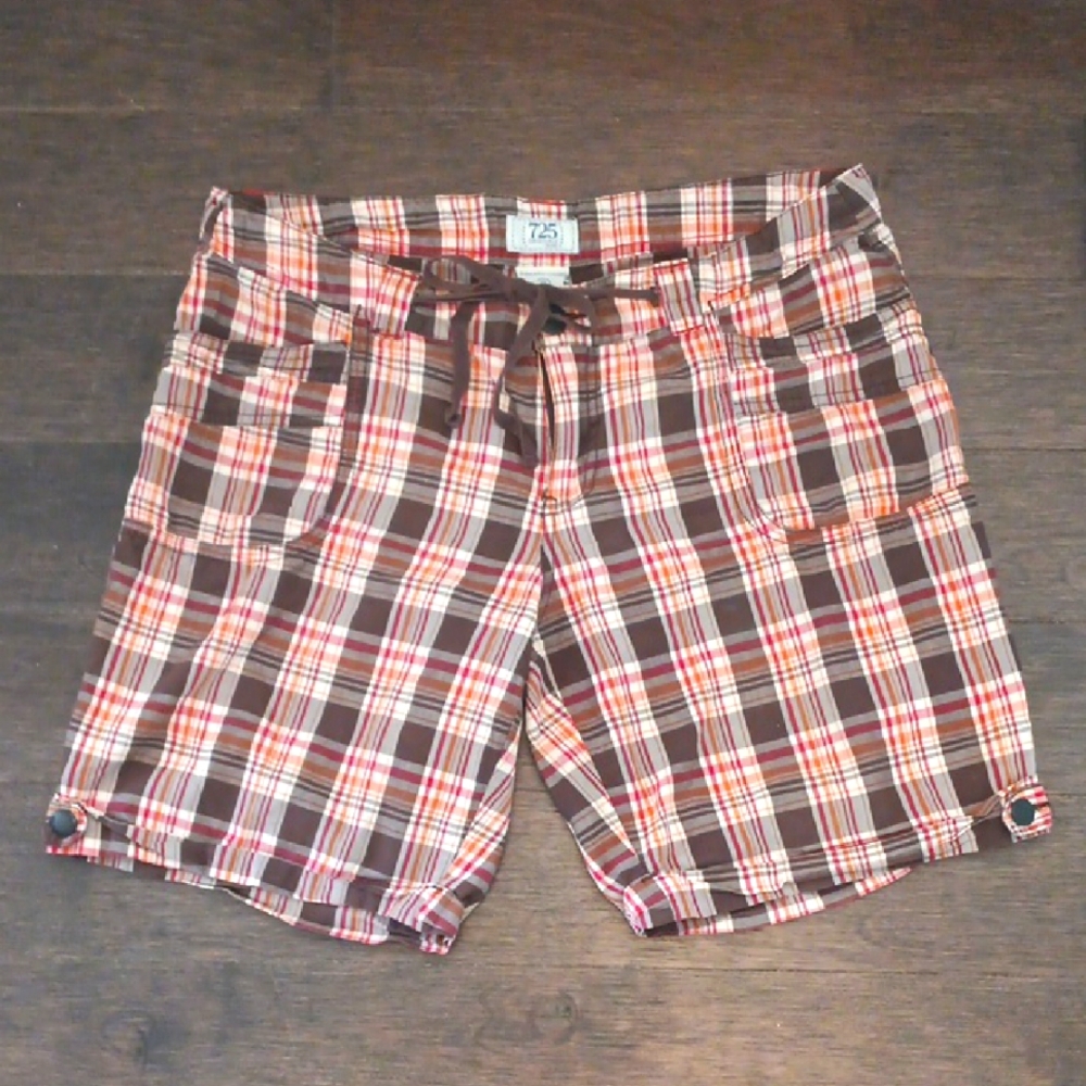 % 725 Originals Brown Plaid Casual Shorts